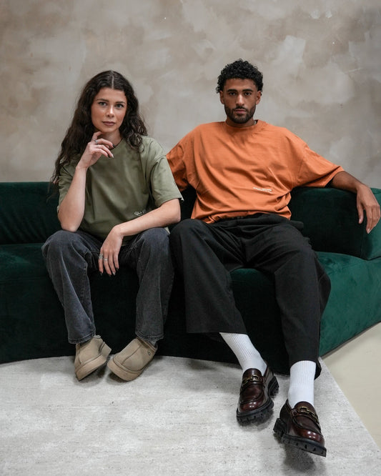 T-SHIRT OVERSIZED MINIMALISTE — OCRE