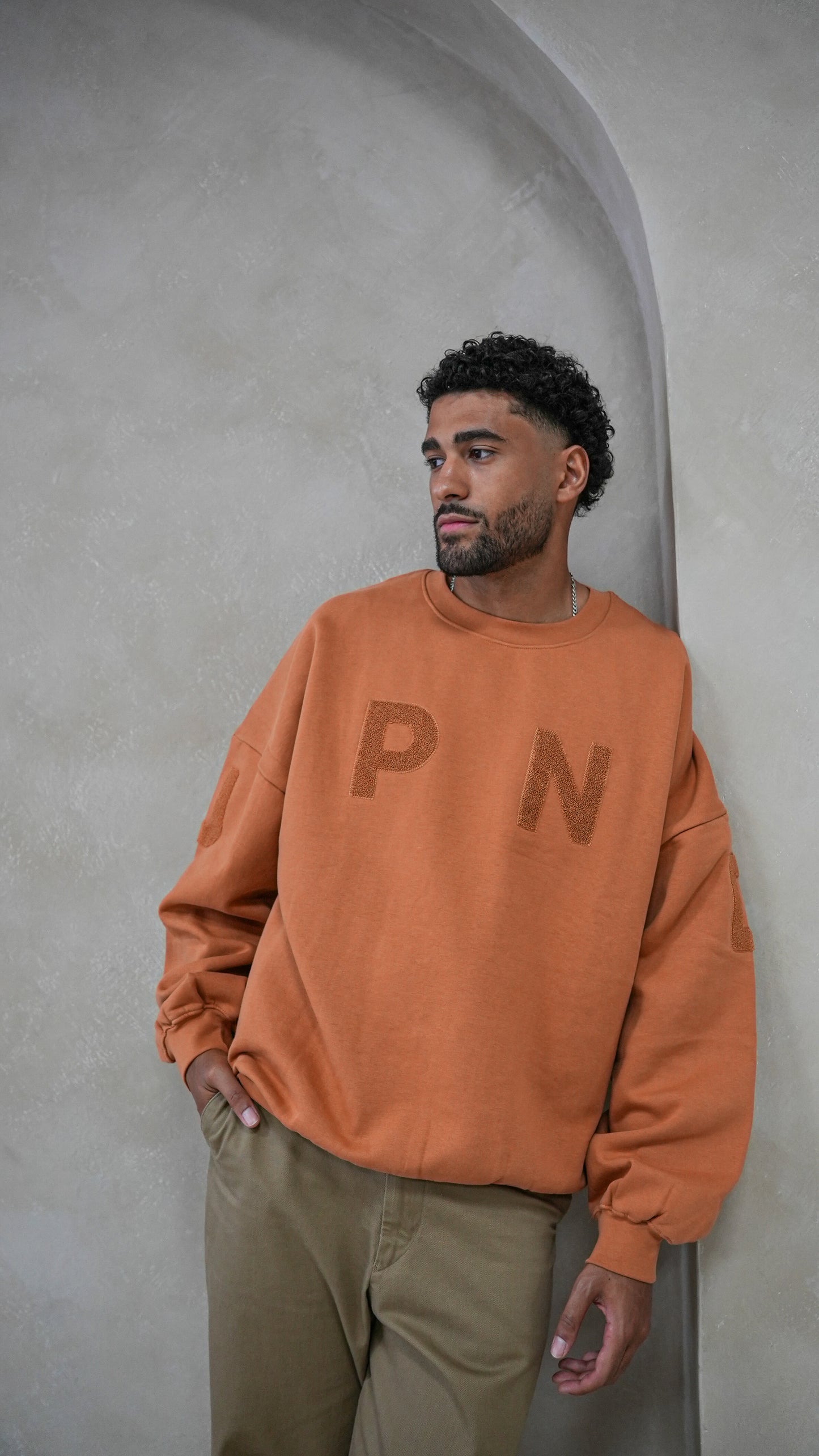 CREWNECK UPND — OCRE