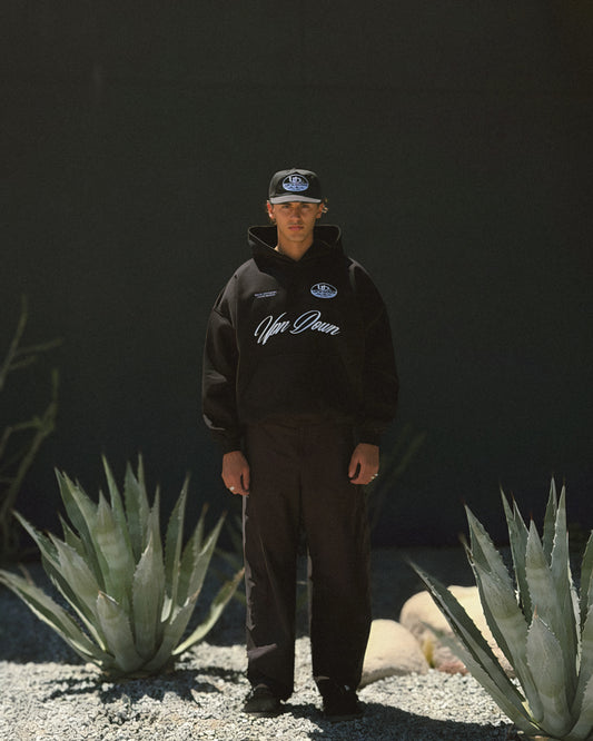 HOODIE BRODÉ — NOIR